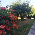 Villa-Toula